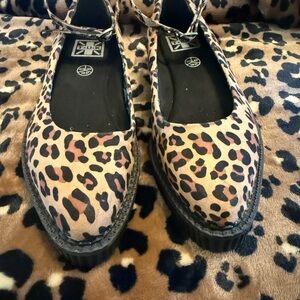 T.U.K. Leopard Print Ballet Flats – Size 9 – New